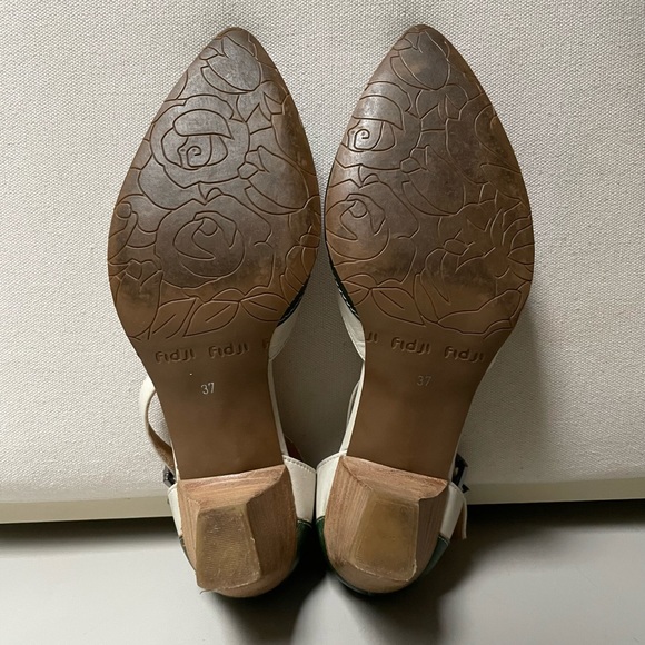 Fidji Sandals in colorblock green/ white size 37 (6.5 US) - Picture 7 of 7